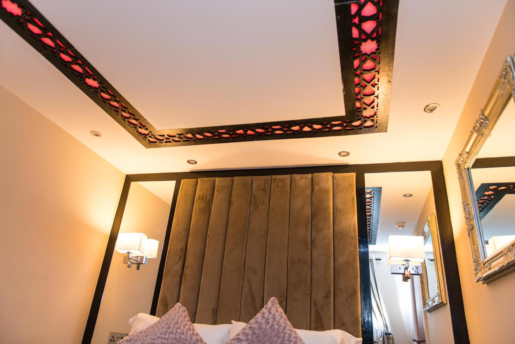 Aphrodite Suites Хъдърсфийлд Стая снимка